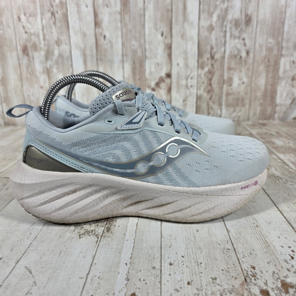 Saucony‎ Triumph 22 Womens Running Shoes Light Blue Silver S10964-246 Size 7